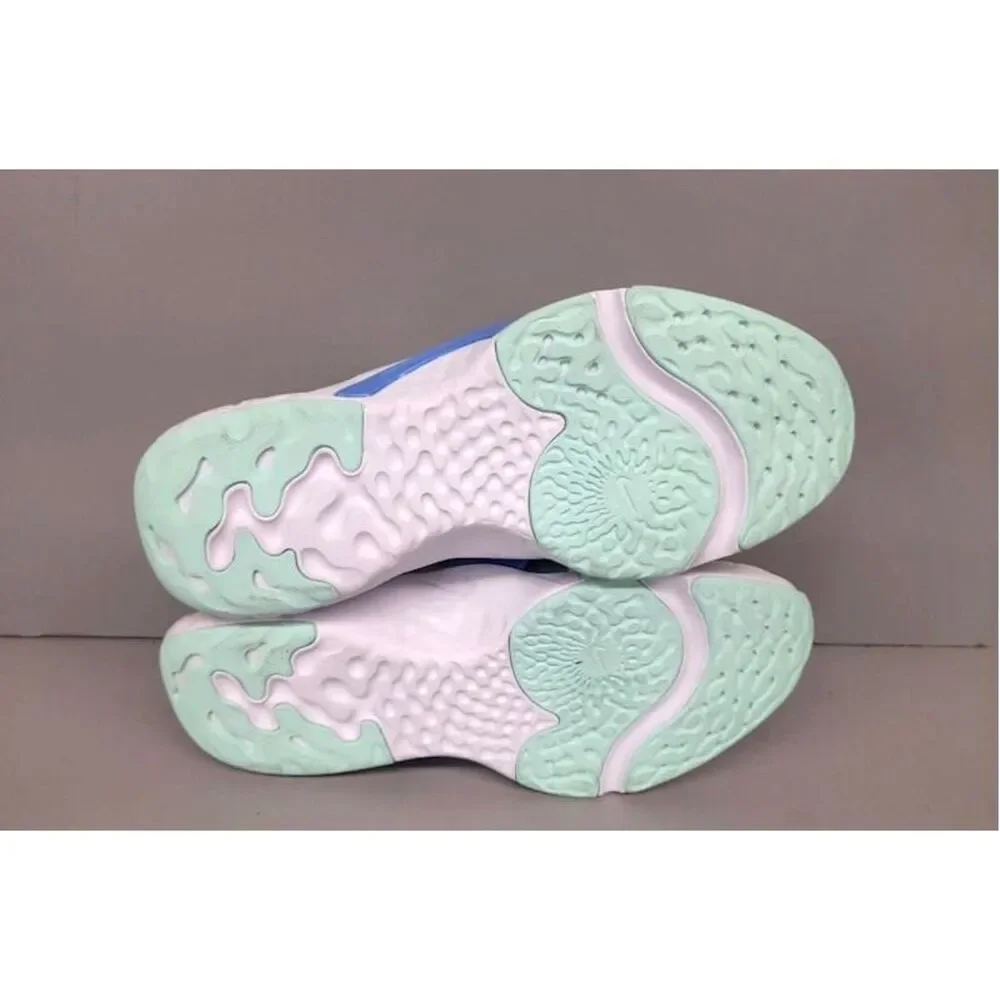 Nike Women's White Blue Renew-in-Season Comfort Footbed TR12 Training Sneakers